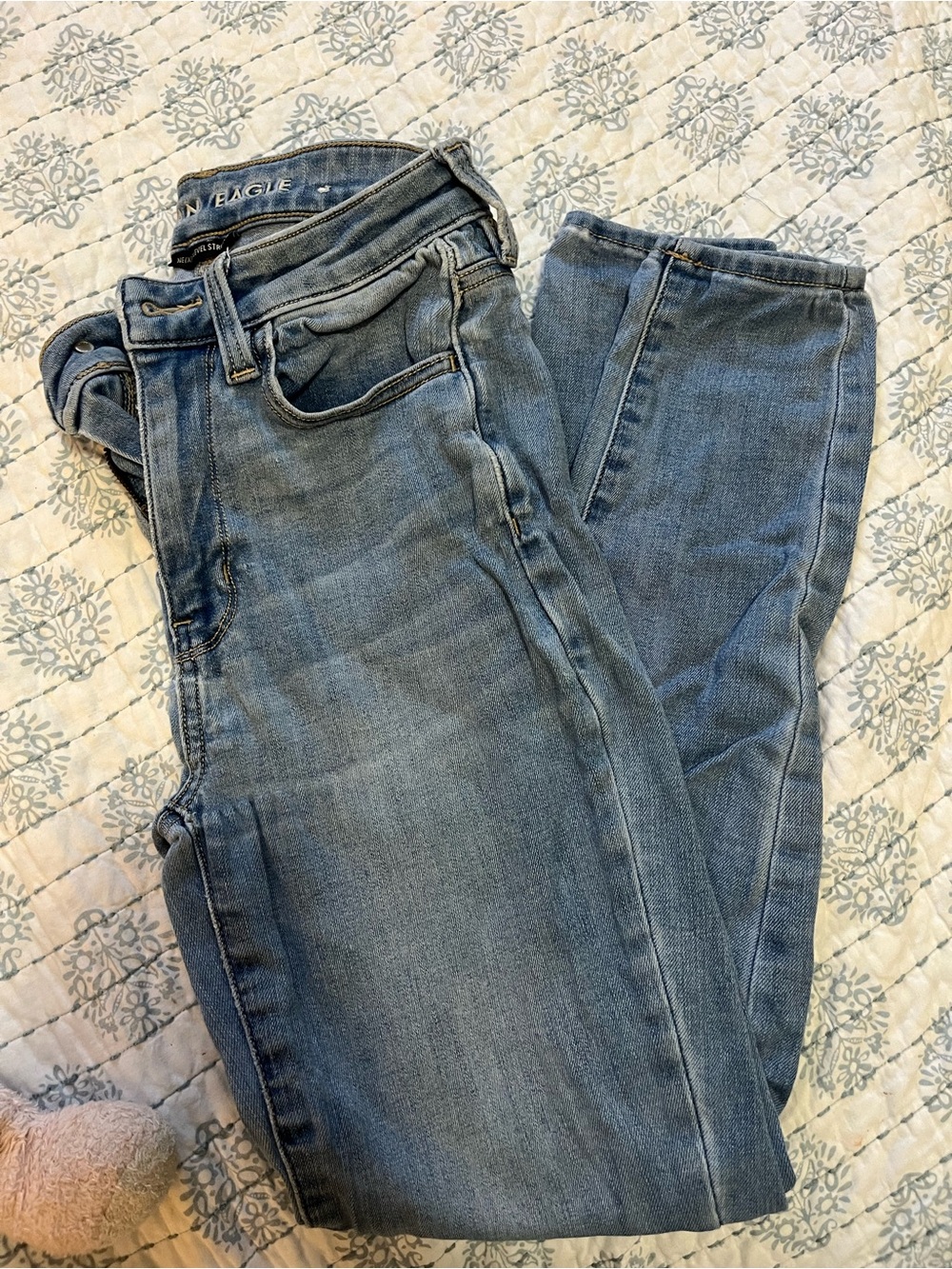 American Eagle Outfitters Women’s Light Blue Skinny Jeans